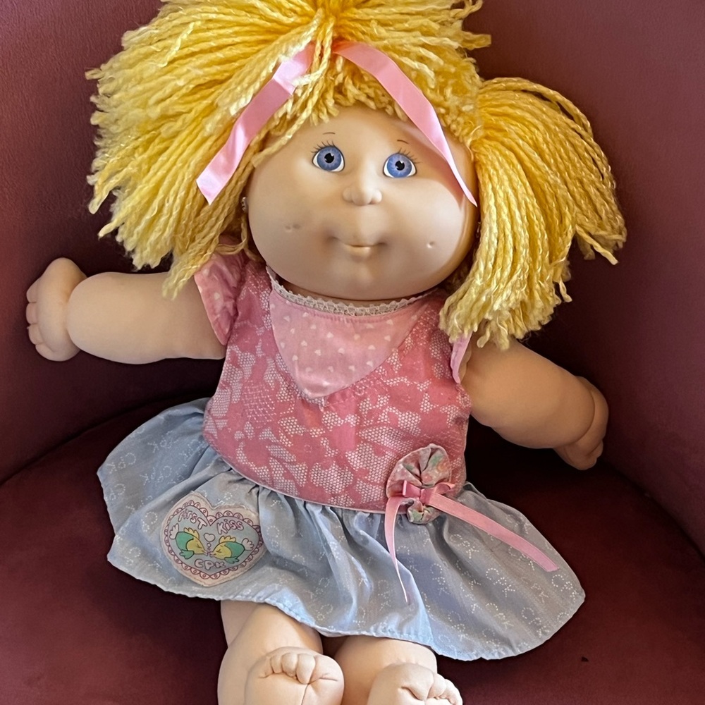 Great condition vintage 1991 Cabbage Patch Doll